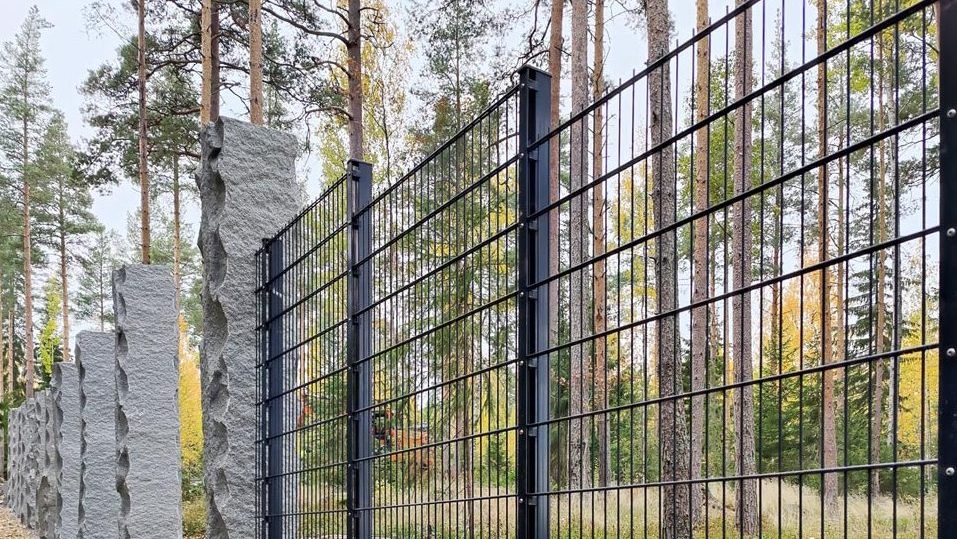 Taloyhtiön raja-aita – säännöt, vastuut ja kustannukset